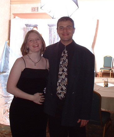 Jessi and Chris at MMC homecoming dance 2001.jpg (35110 bytes)